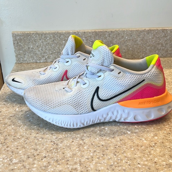 Nike // Renew Sneakers - Picture 1 of 6